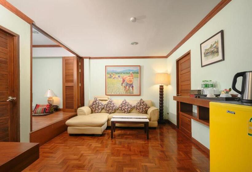 سوییت جونیور, Estia Chiangmai  Sha Plus