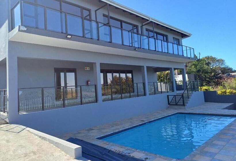 اتاق خانوادگی, Montrose Bnb