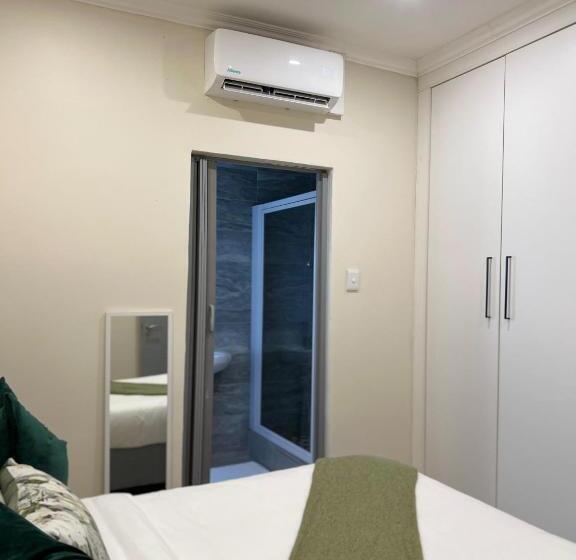 اتاق استاندارد, Montrose Bnb