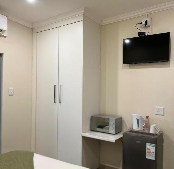 اتاق استاندارد, Montrose Bnb
