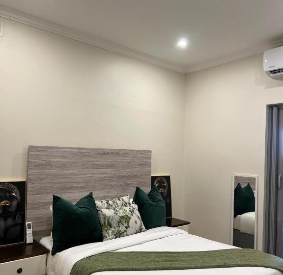اتاق استاندارد, Montrose Bnb