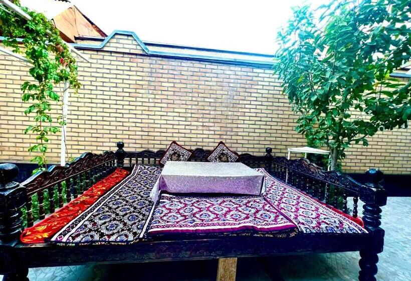 اتاق استاندارد با بالکن, Old City Guest House