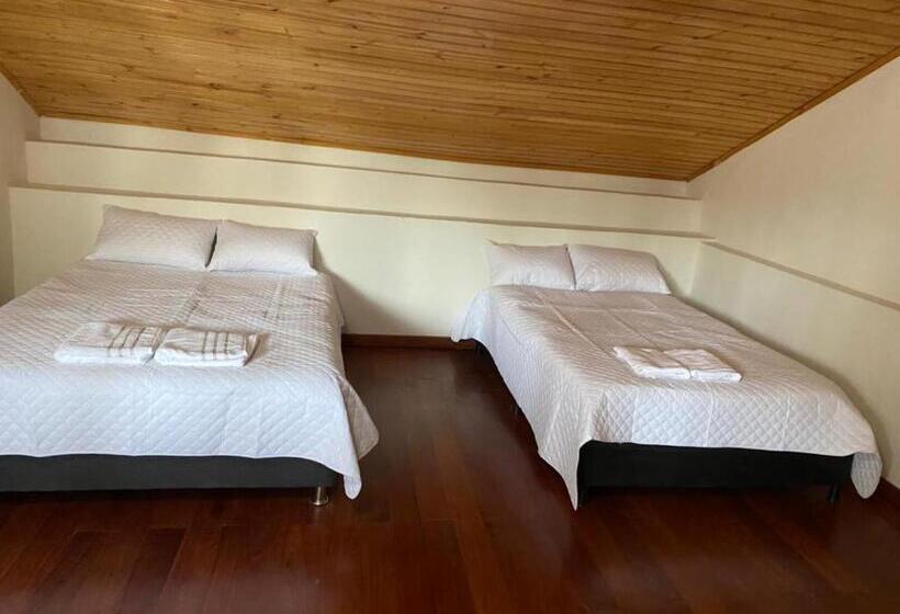 家庭间, Hospedaje Casa Lola
