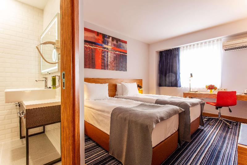 استودیوی استاندارد, Fusion Suites Da Nang