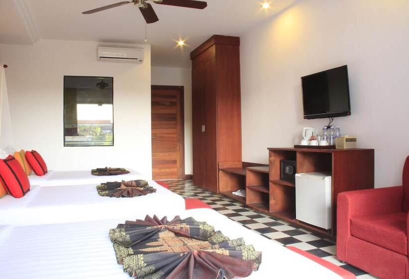 اتاق لوکس سه تخته, Mekong Angkor Deluxe