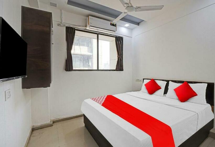 اتاق استاندارد, Oyo Flagship 80849  Royal Queen