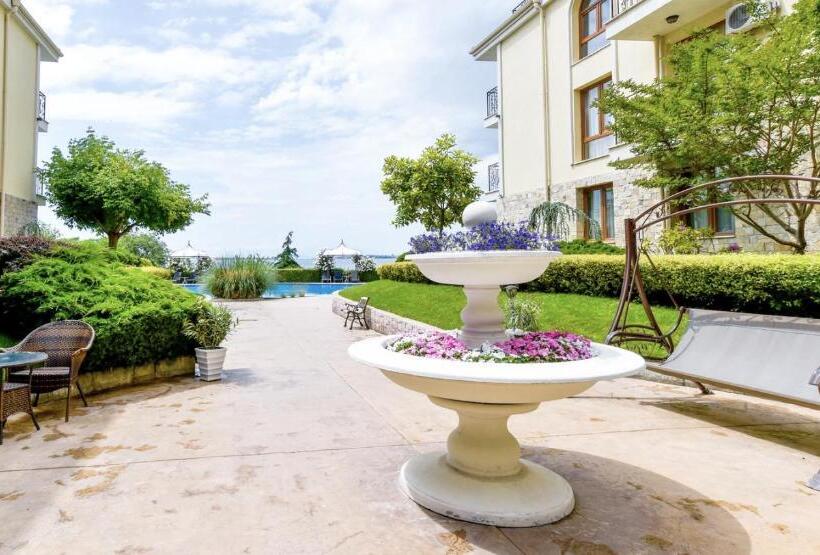 آپارتمان 1 خوابه با چشم‌انداز دریا, Royal Bay  Cozy Apartments  Apartello⊛com