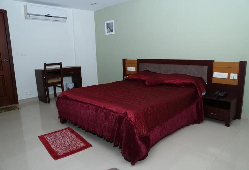 豪华房间, Hazmi Inn