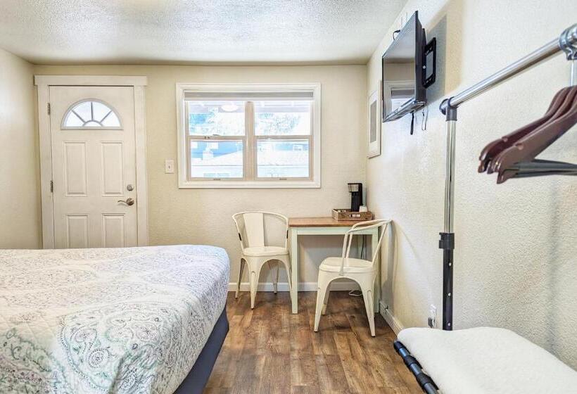 스탠다드 룸 가든 전망, The Fountain Creek Inn Of Manitou Springs