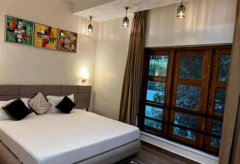 اتاق لوکس, The Stoneberry Resort