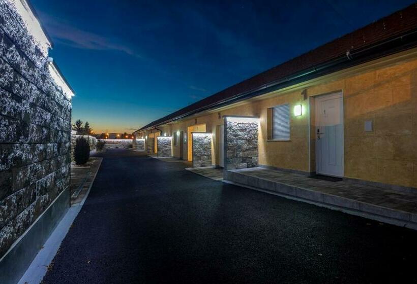 اتاق لوکس, Motel Atos Bungalovi