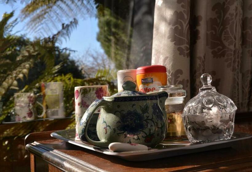 اتاق استاندارد, English Cherry Tree Manor