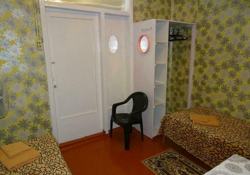 اتاق اکونومی, золотая бухта база отдыха