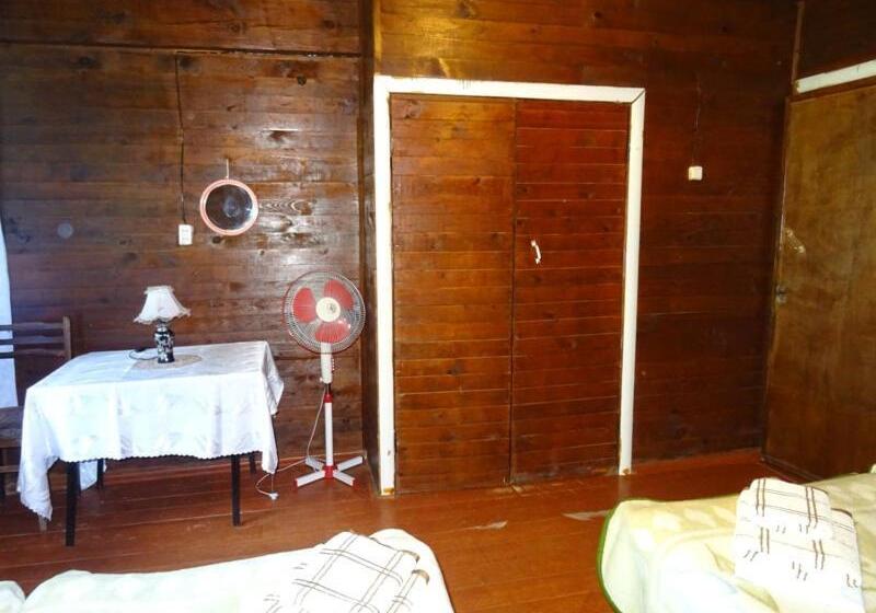 Economy Triple Room, золотая бухта база отдыха