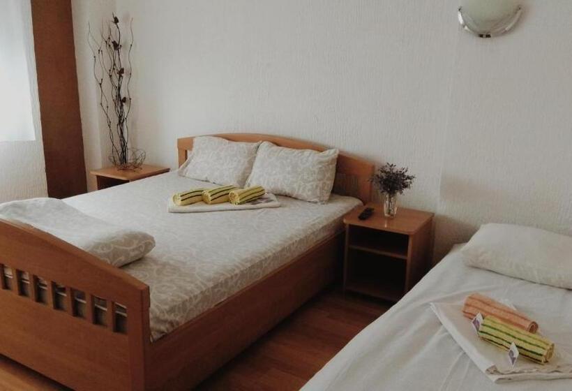 آپارتمان 2 خوابه, Konaciste Trstenik
