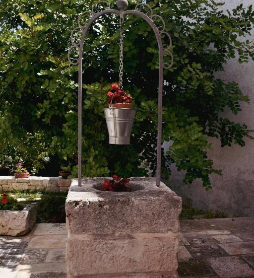 4인용 스탠다드 룸, Trulli Pastore