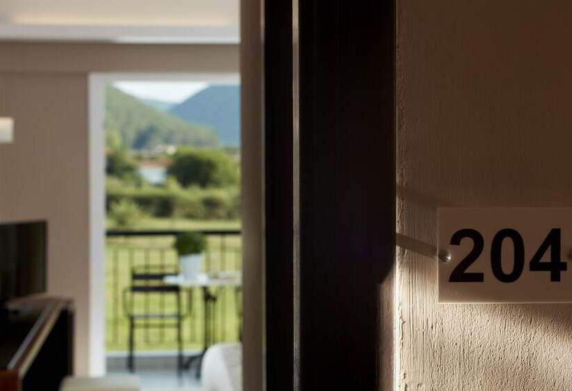Трехместный Номер Deluxe, Aar Hotel & Spa Ioannina