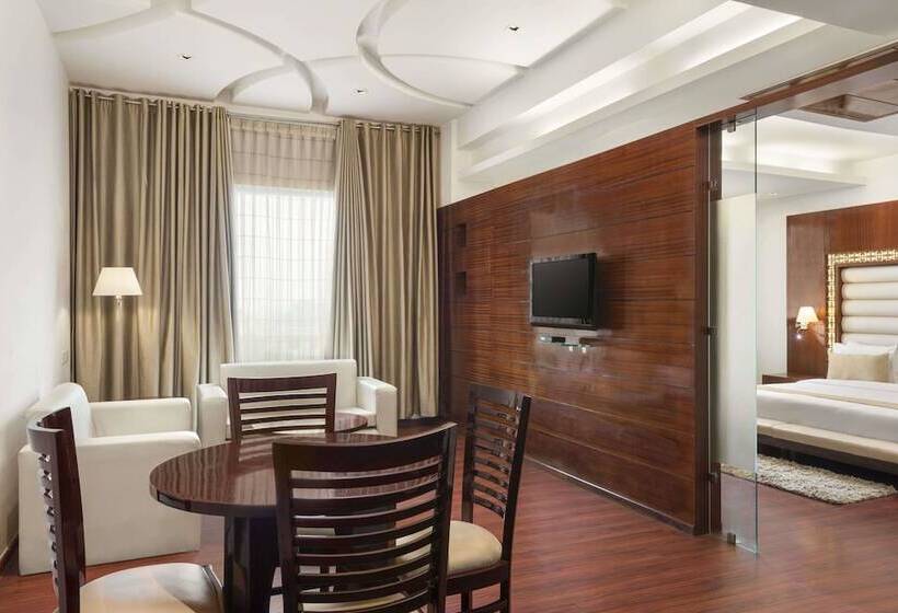 سوییت, Days Hotel By Wyndham Panipat
