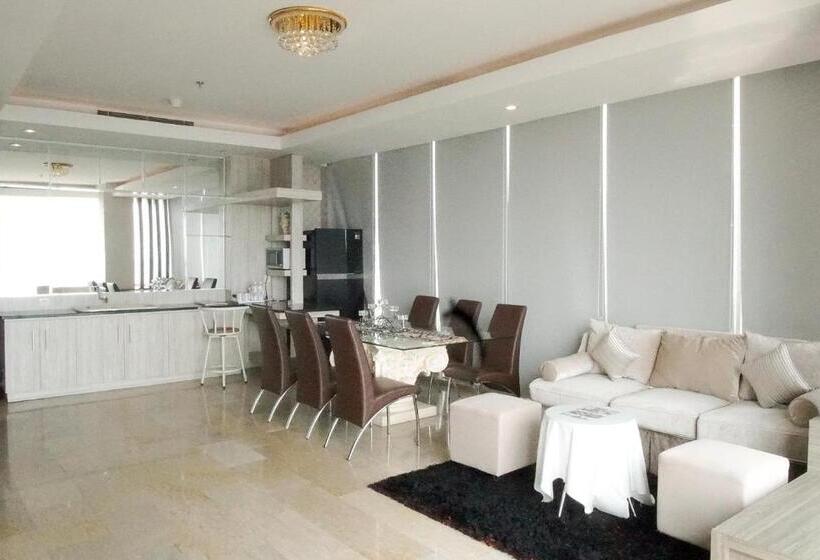 프레지덴셜 스위트, Aston Lampung City