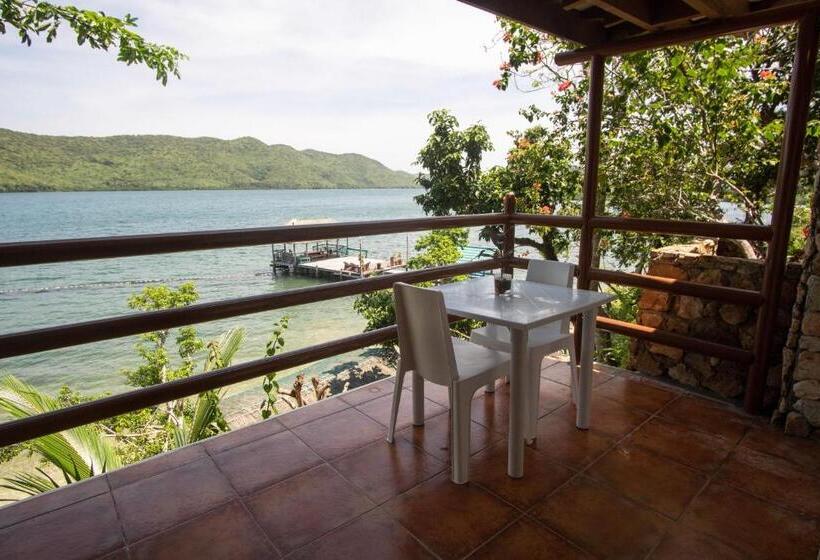 اتاق استاندارد با بالکن و چشم‌انداز دریا, La Estancia Busuanga