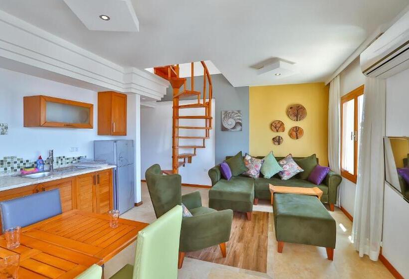 , çınarlar Apart Hotel Kaş