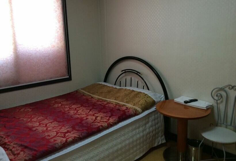 غرفة قياسية, Busan Jang Motel