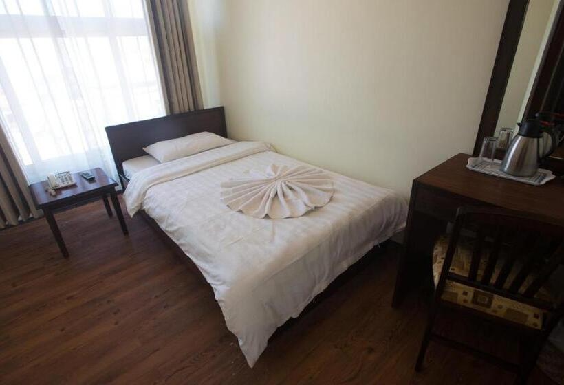 اتاق سوپریور یک تخته, Yambu Kathmandu