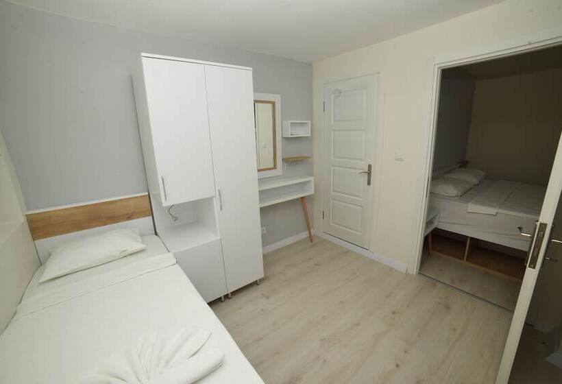 غرفة إقتصادية ثلاثية, Limonata Otel Assos