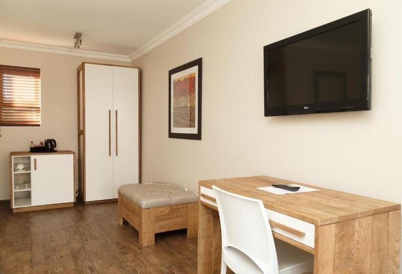 اتاق استاندارد اینتریور, Loerie Guest Lodge