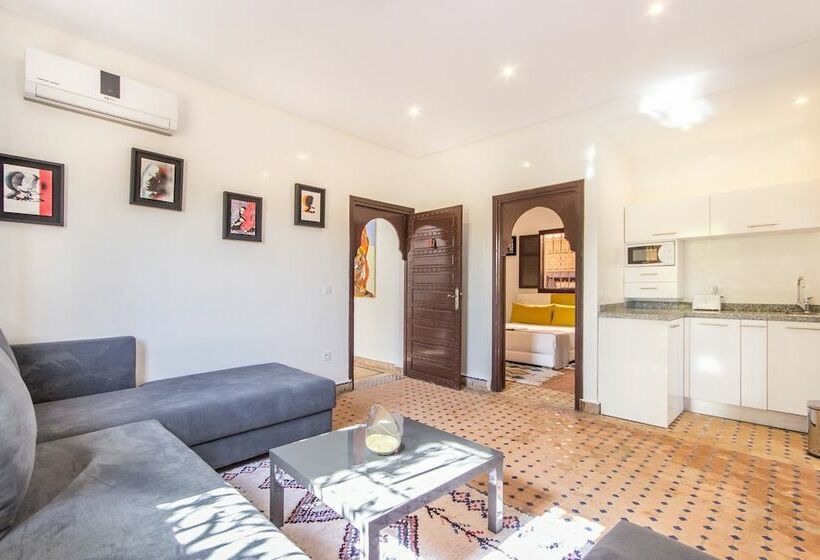 Dört Kişilik Standart Oda, Residence Alounsse
