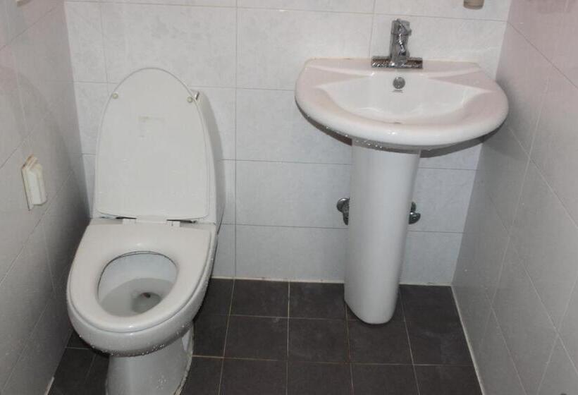 اتاق استاندارد سه نفره, Dongdaemun Guesthouse