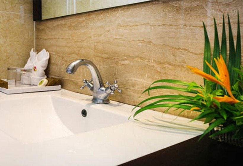 디럭스 룸, Xishuangbanna Hotel Laos Luang Prabang