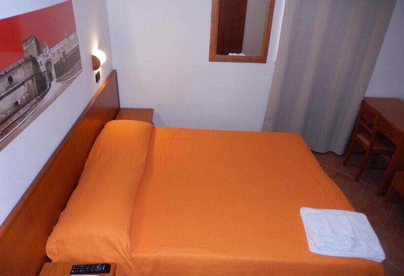 Апартаменты 2 Спальни, Villa Casole Short Lets