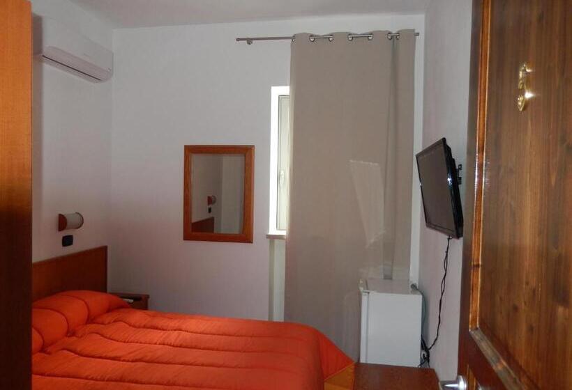 Номер Стандарт, Villa Casole Short Lets