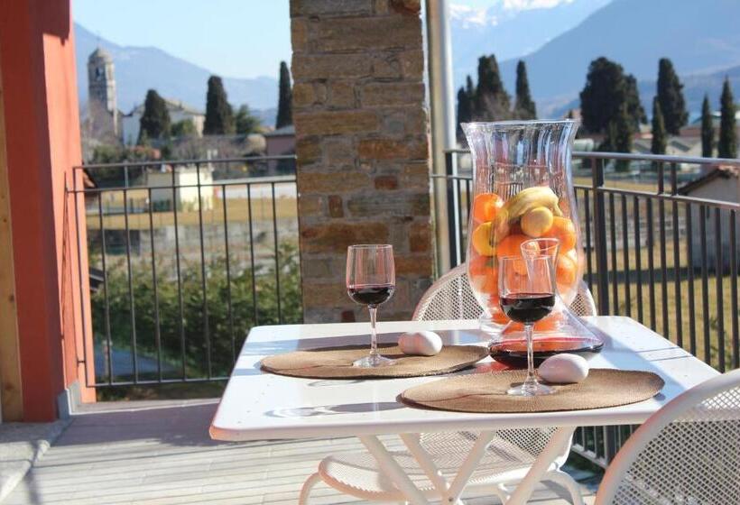 2 Bedrooms Apartment Lake View, Residence Villa Paradiso
