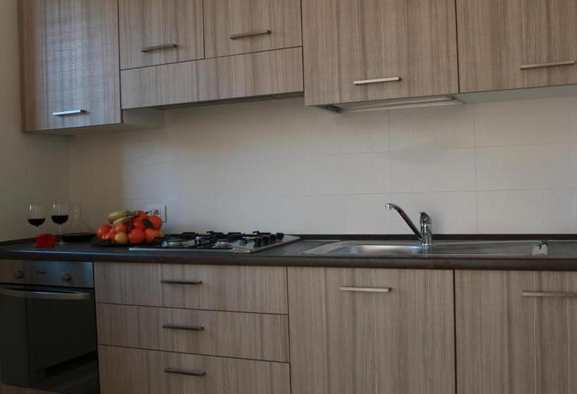 آپارتمان 2 خوابه با تراس, Residence Villa Paradiso