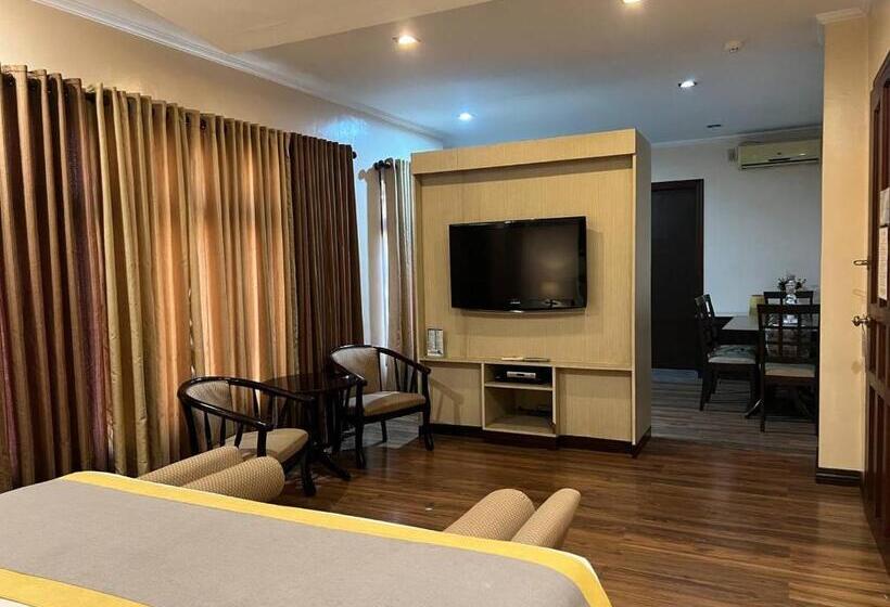سوییت لوکس, Subic Residencias