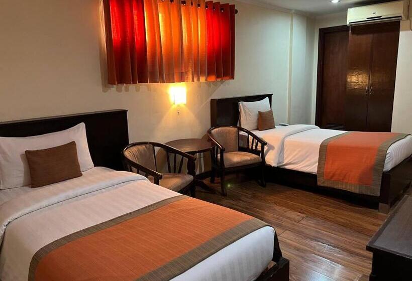 اتاق لوکس, Subic Residencias