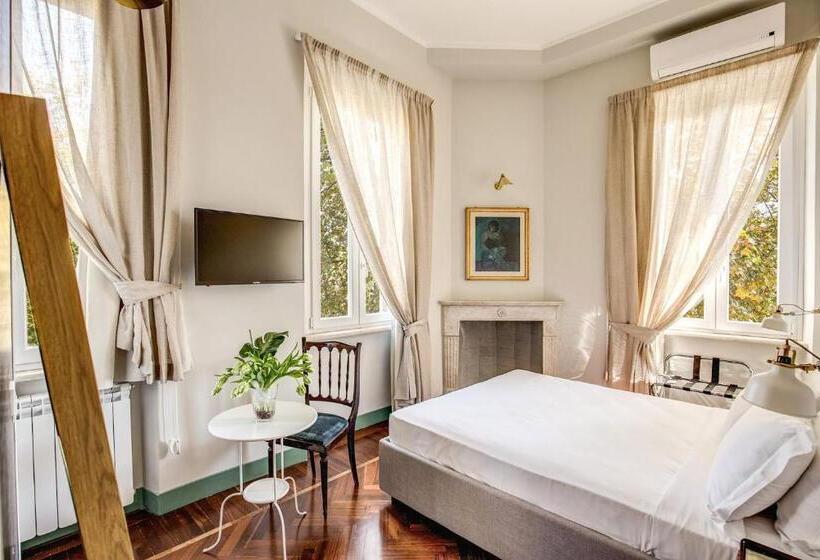 Superior Room, Tree Charme