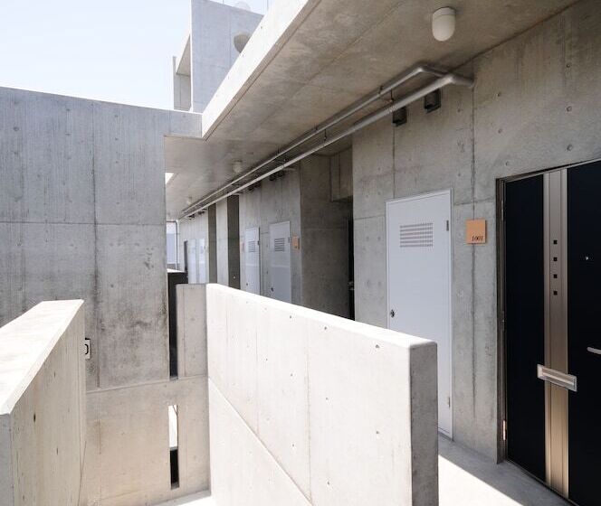 غرفة قياسية ثلاثية, Nahawest Inn