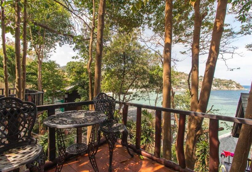 패밀리 방갈로 바다 전망, Taatoh Seaview Resort   Sha Plus