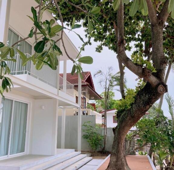 اتاق لوکس با چشم‌انداز دریا, Baanfah Resort Samui