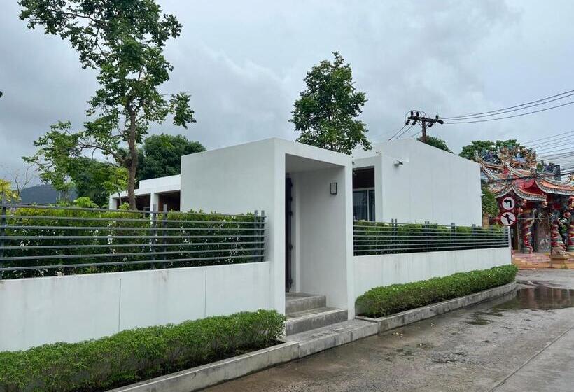 اتاق سوپریور با چشم‌انداز باغ, Baanfah Resort Samui