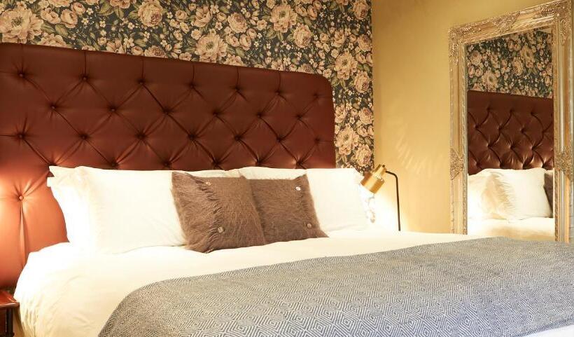 침실 3개 주택, The Plough Inn & Cottages