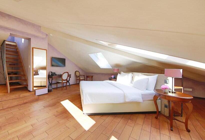 سوییت, Boutique & Business Hotel La Tureta
