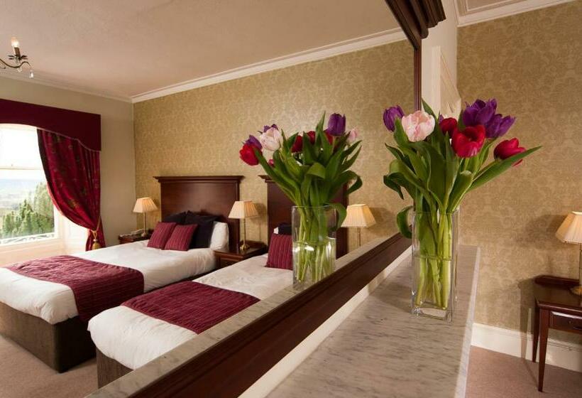 اتاق خانوادگی, Roundthorn Country House & Luxury Apartments