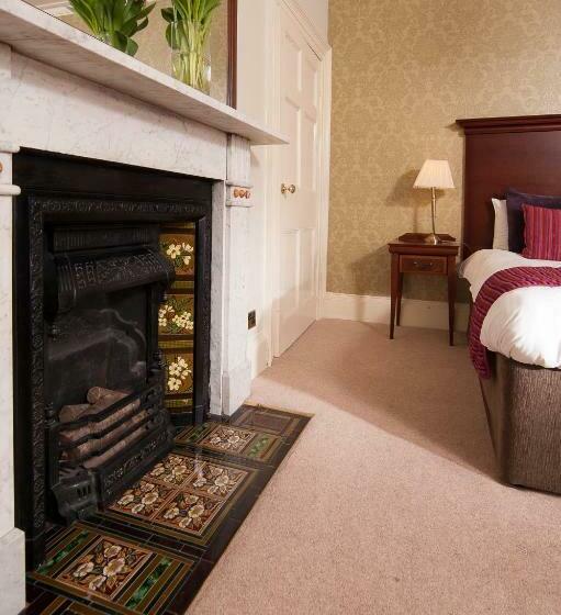 اتاق خانوادگی, Roundthorn Country House & Luxury Apartments