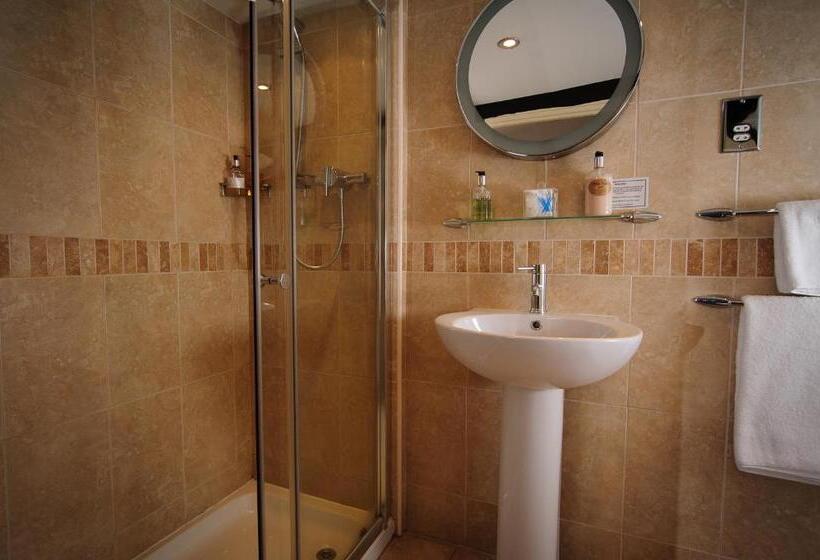 اتاق استاندارد, Roundthorn Country House & Luxury Apartments