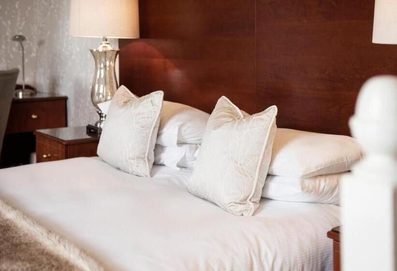 اتاق استاندارد, Roundthorn Country House & Luxury Apartments