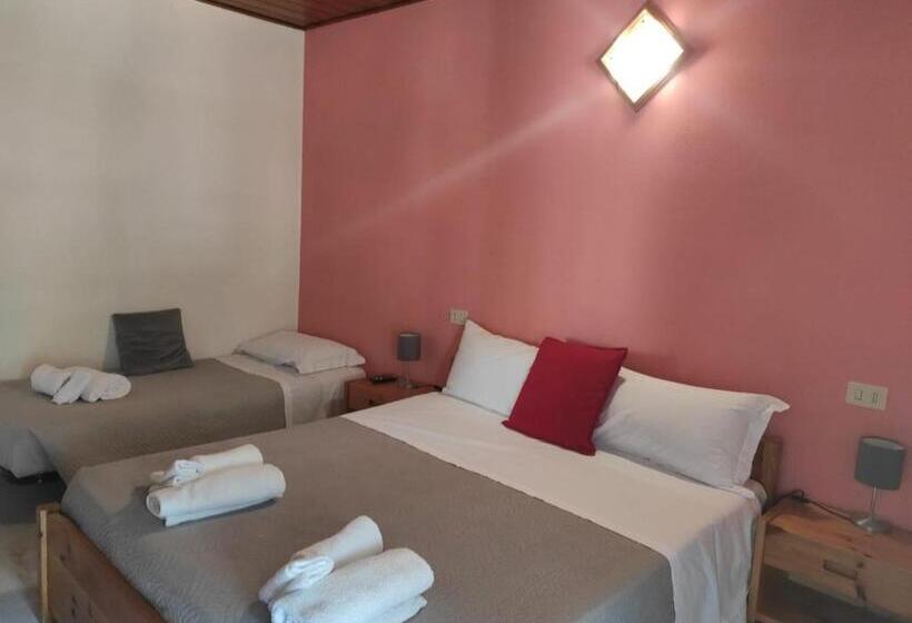 스탠다드 트리플 룸, Albergo Stella D Italia